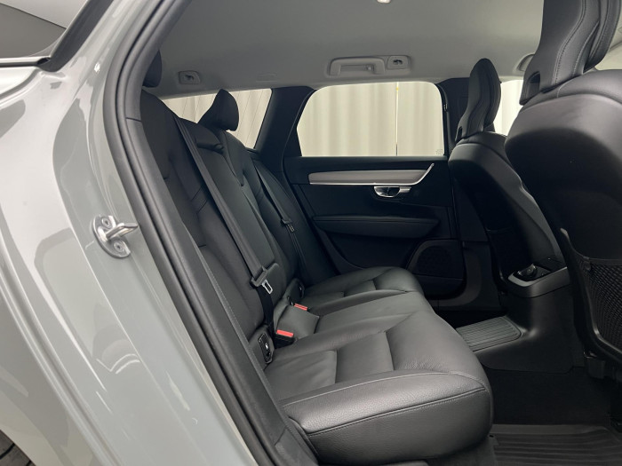 Volvo V90 T6 AWD RECHARGE PLUS DARK AUT