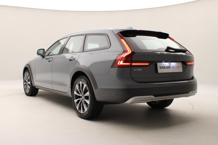 Volvo V90 CC B4 AWD PLUS AUT 1.maj