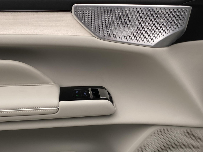 Volvo ES90 PURE ELECTRIC ULTRA