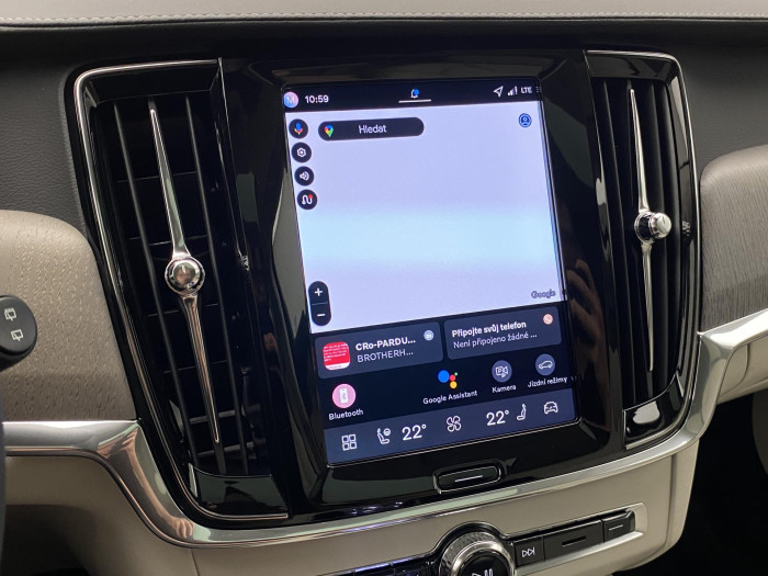 Volvo V90 T8 AWD Plug-in DARK ULTRA