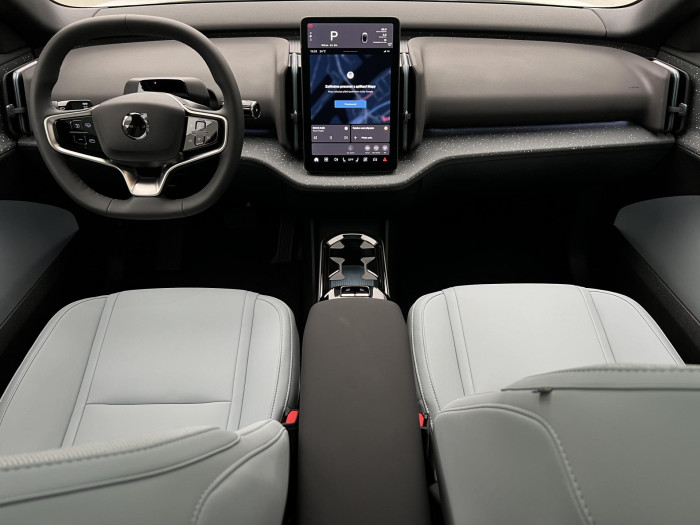 Volvo EX30 PURE ELECTRIC TWIN MOTOR ULTRA