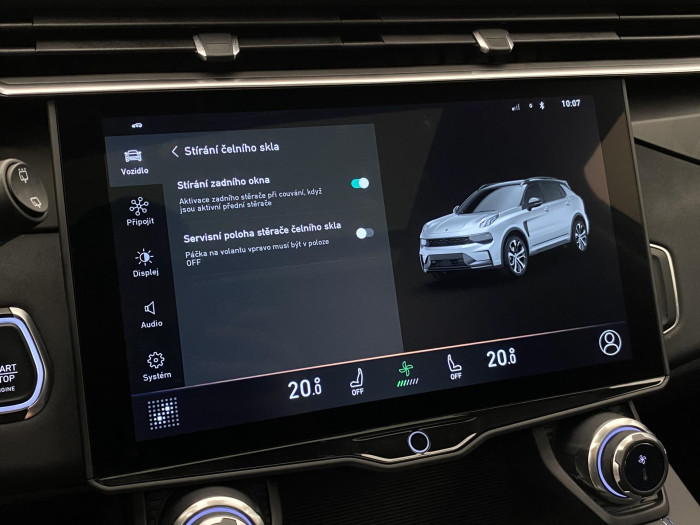 Lynk & Co 01 PHEV DCT AUT 1.maj