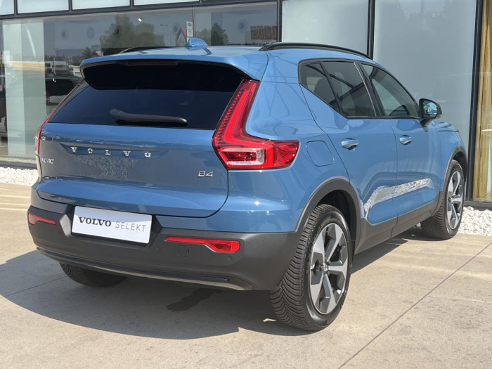 Volvo XC40 B4 PLUS DARK Aut 1.maj.