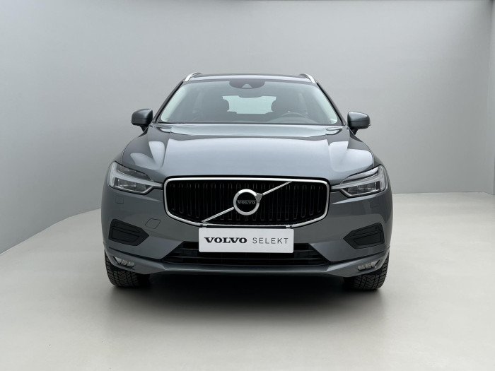 Volvo XC60 B4 AWD MOMENTUM AUT 2.0 Momentum