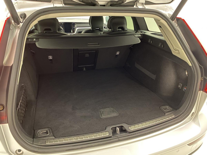 Volvo V60 D3 MOMENTUM REZERVACE 2.0 d Momentum