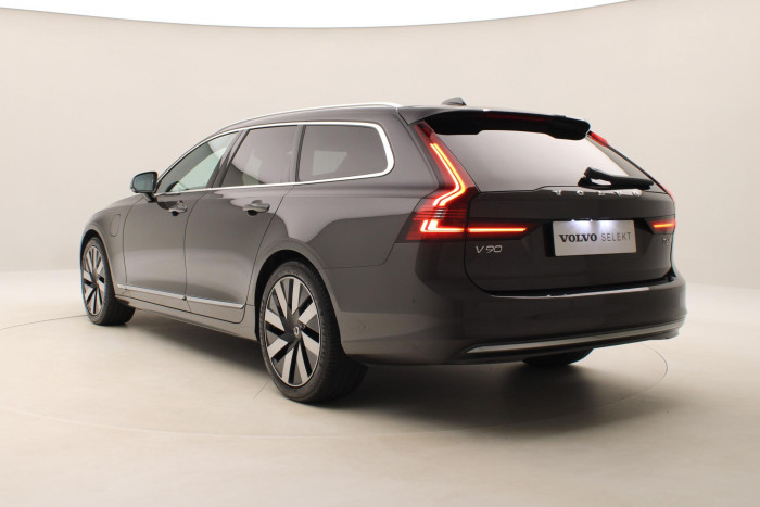Volvo V90 T6 AWD PLUS BRIGHT REZERVACE