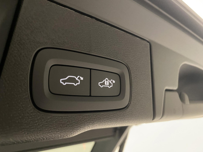 Volvo XC60 B5 AWD AUT DARK PLUS