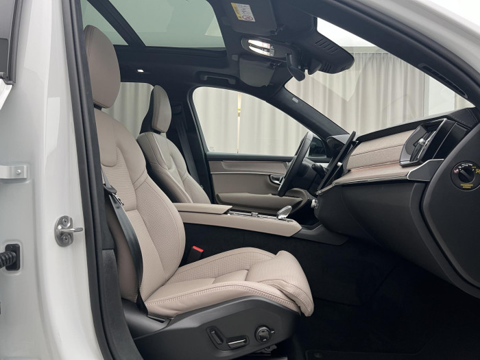 Volvo XC90 T8 AWD RECHARGE ULTRA DARK CZ