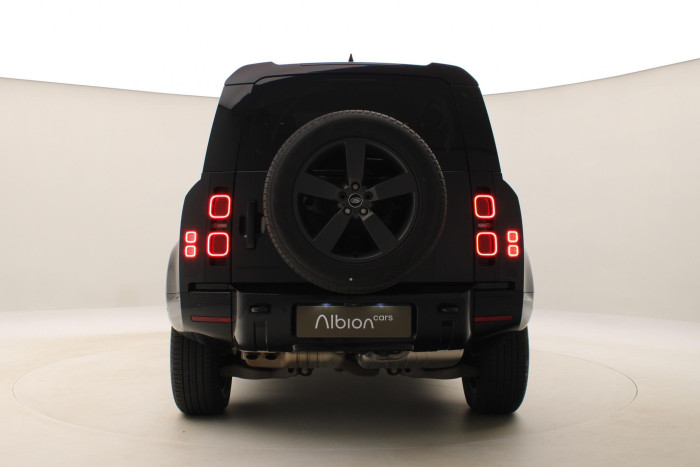 Land Rover Defender D300 HSE AUT AWD REZERVACE 3.0 d