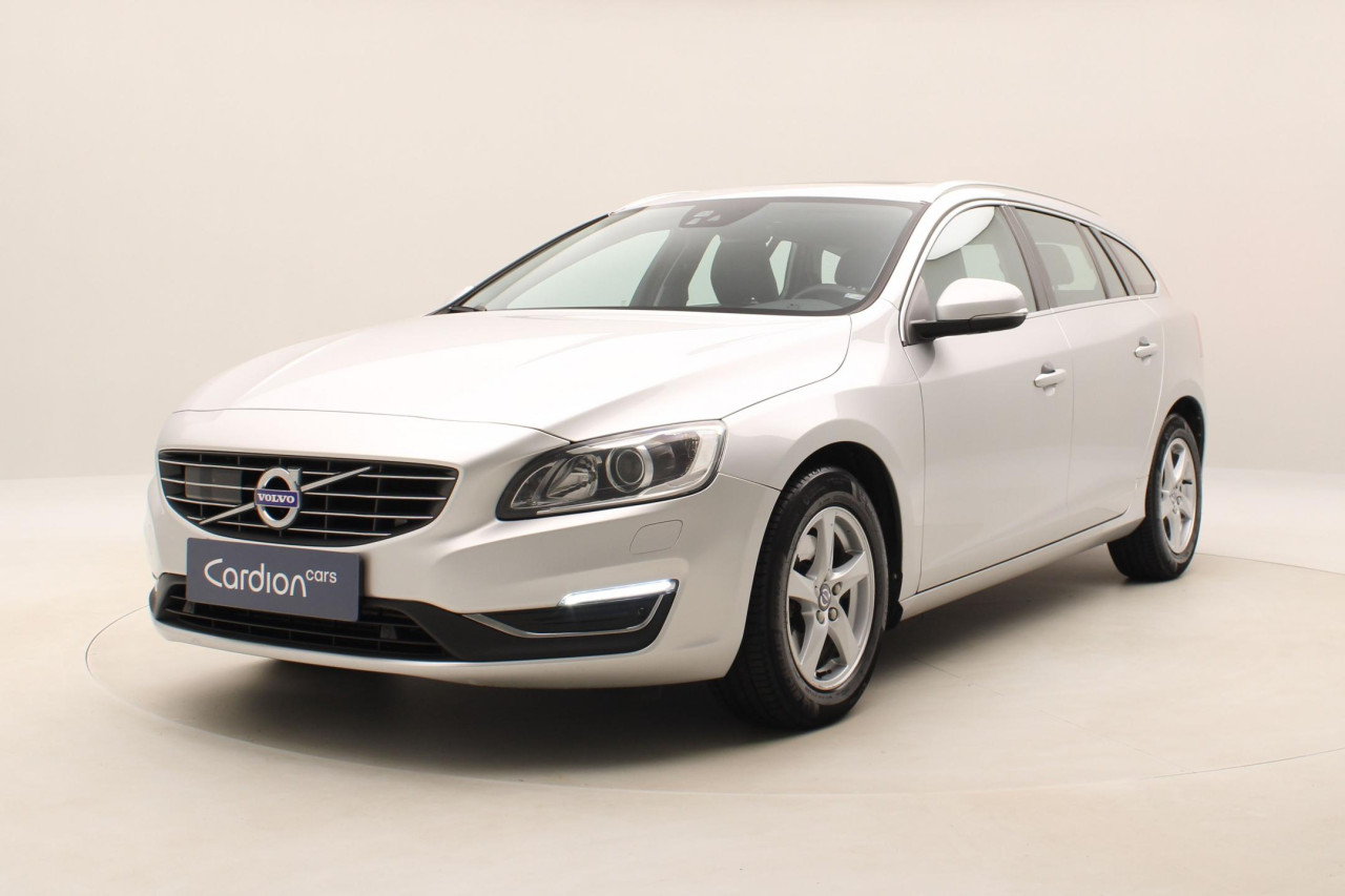 Volvo V60 D4 SUMMUM AUT NAVIGACE 2.0 d Summum