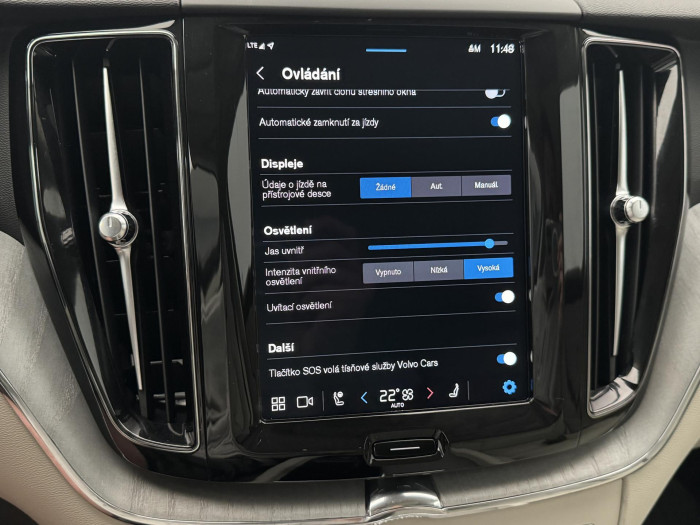 Volvo XC60 T6 AWD RECHARGE DARK 1.maj