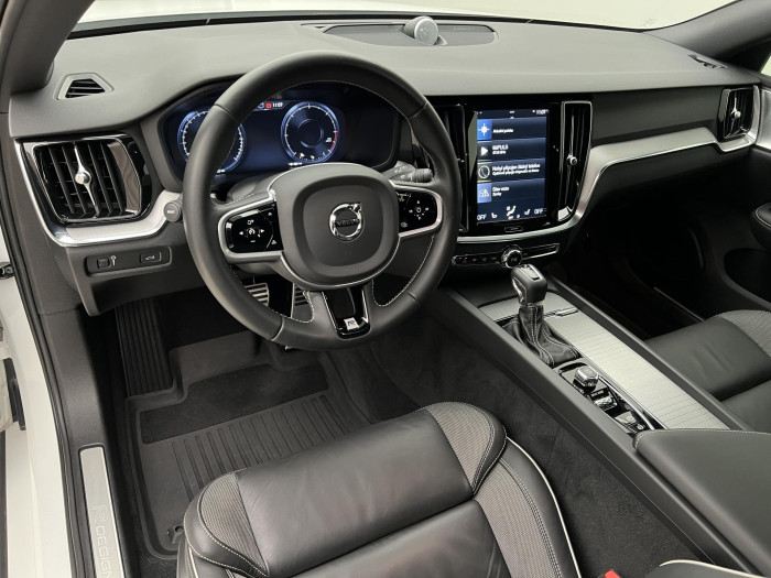 Volvo V60 D3 AWD R-DESIGN AUT 2.0 d