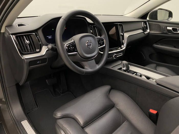 Volvo V60 CC B5 AWD PLUS BRIGHT 1.maj