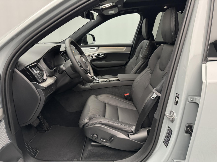 Volvo XC90 B5 AWD AUT BLACK EDITION ULTRA 2.0 Edition