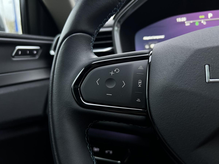 Lynk & Co 01 PHEV DCT Aut 1.maj.