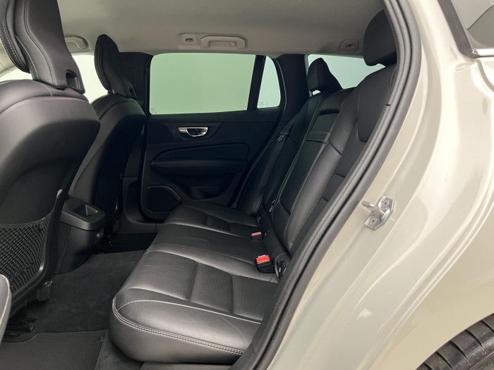 Volvo V60 T5 AWD INSCR. POLESTAR AUT CZ