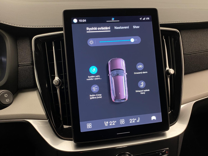 Volvo XC90 T8 AWD RECHARGE CORE AUT CZ 7m