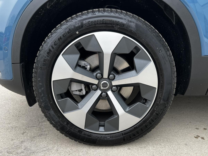 Volvo XC40 B4 DARK ULTIMATE Aut CZ