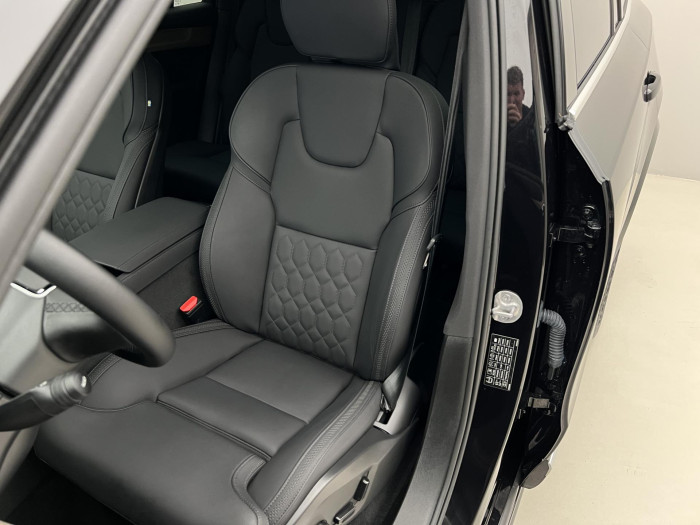 Volvo XC90 B5 AWD PLUS BRIGHT 7MÍST CZ