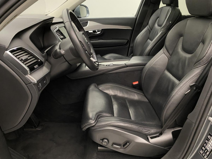 Volvo XC90 T6 AWD INSCRIPTION REZERVACE