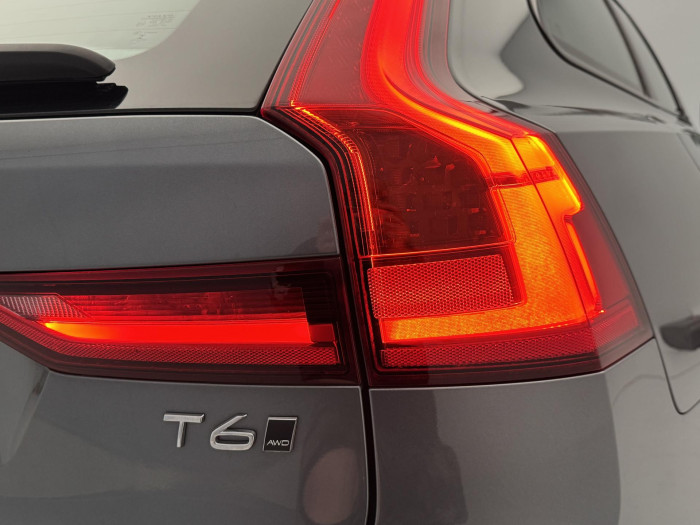 Volvo V90 CC T6 AWD MOMENTUM 2.0 CC CC Momentum