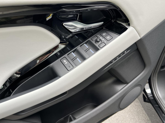 Land Rover Range Rover Evoque P250 DYNAMIC SE AWD Aut 2.0 Dynamic SE