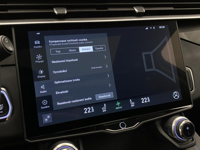 Lynk & Co 01 PHEV DCT AUT 1.maj