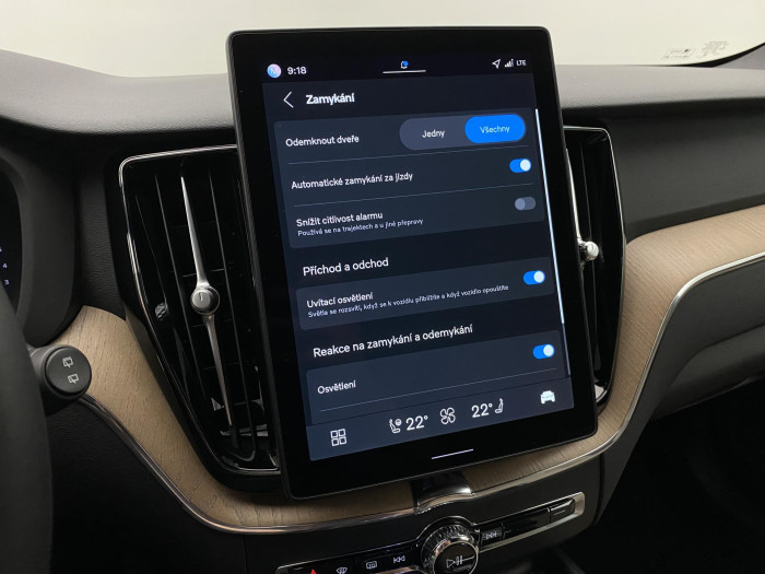 Volvo XC60 B5 AWD AUT DARK PLUS