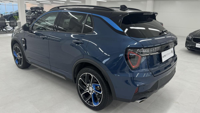 Lynk & Co 01 PHEV DCT AUT 1.maj.