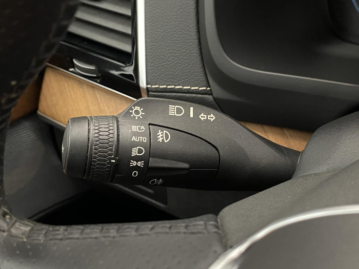 Volvo XC90 D5 AWD INSCRIPTION REZERVACE 2.0 d