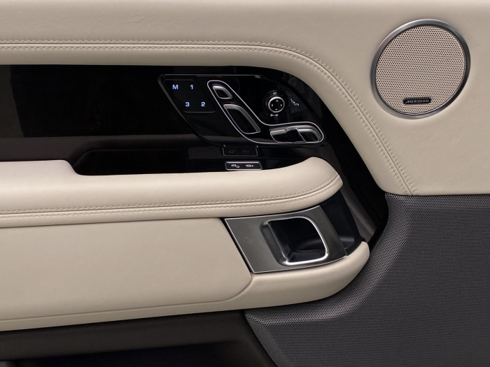 Land Rover Range Rover 5.0V8 AUTOBIOGRAPHY REZERVACE