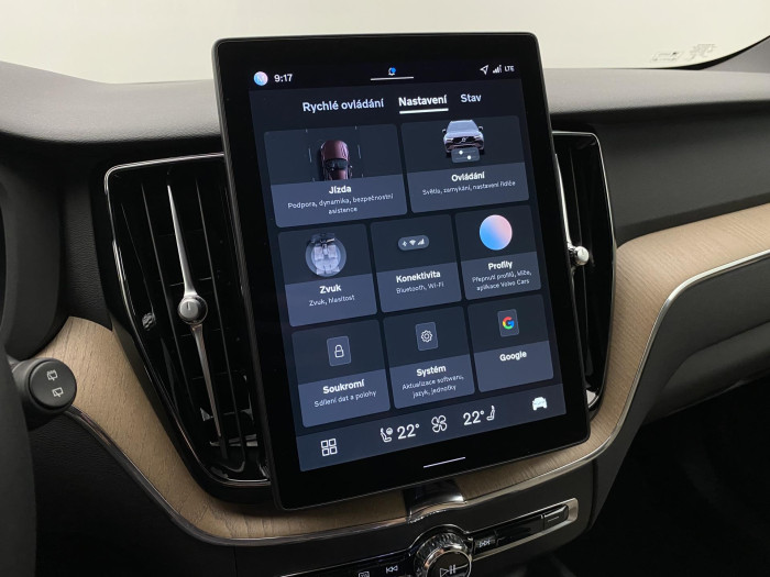 Volvo XC60 B5 AWD AUT DARK PLUS