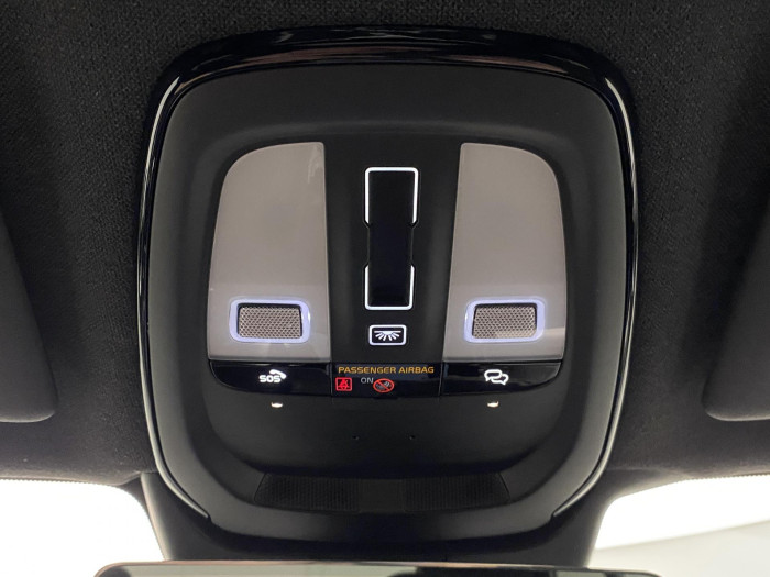 Volvo XC40 B3 AUT PLUS BLACK EDITION