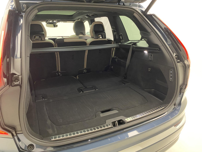 Volvo XC90 T8 AWD RECHARGE BRIGHT ULTRA 7
