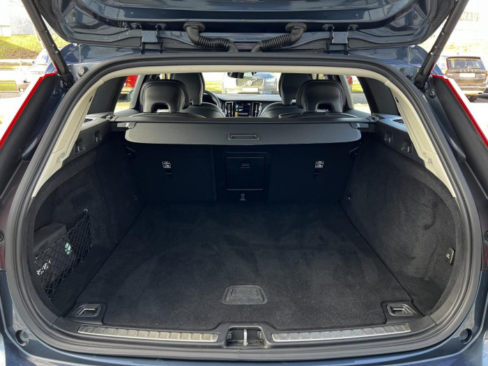 Volvo V60 B4 MOMENTUM Aut 1.maj. 2.0 Momentum