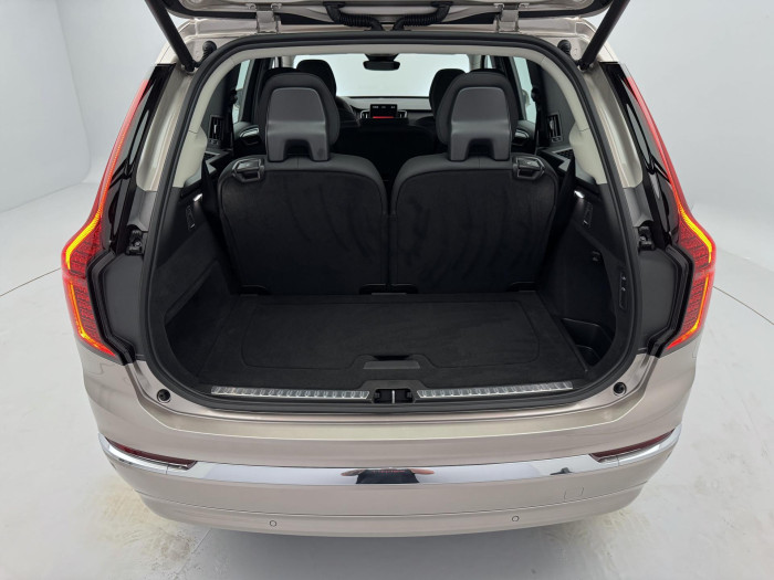 Volvo XC90 T8 AWD AUT RECHARGE CORE 7míst