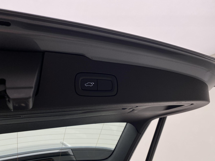 Volvo V60 D3 AWD MOMENTUM AUT CZ 2.0 d Momentum