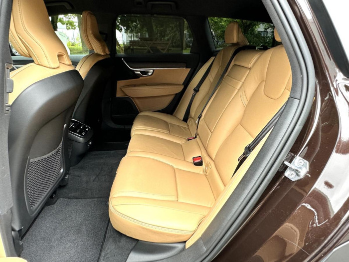 Volvo V90 CROSS COUNTRY D5 AWD REZERVACE 2.0 d