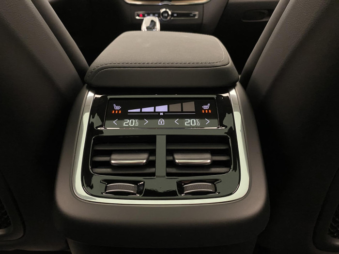 Volvo XC60 B5 AWD AUT DARK ULTRA
