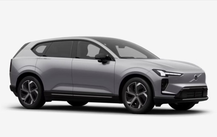 Volvo EX60 PURE ELECTRIC PLUS