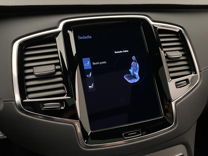 Volvo XC90 B6 AWD R-DESIGN AUT