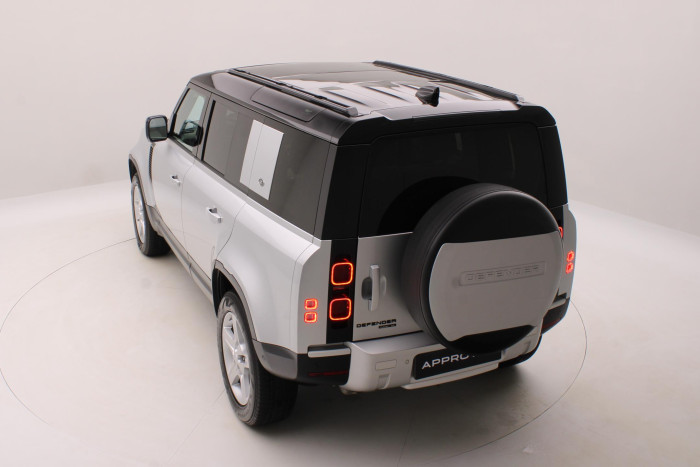 Land Rover Defender 110 P400 SE AWD AUT REZERVACE 3.0 SE