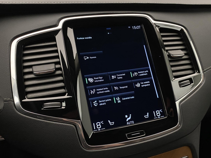 Volvo XC90 B5 AWD INSCRIPTION CZ