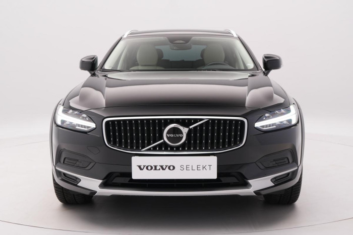 Volvo V90 CC B4 AWD PLUS AUT 1.maj.