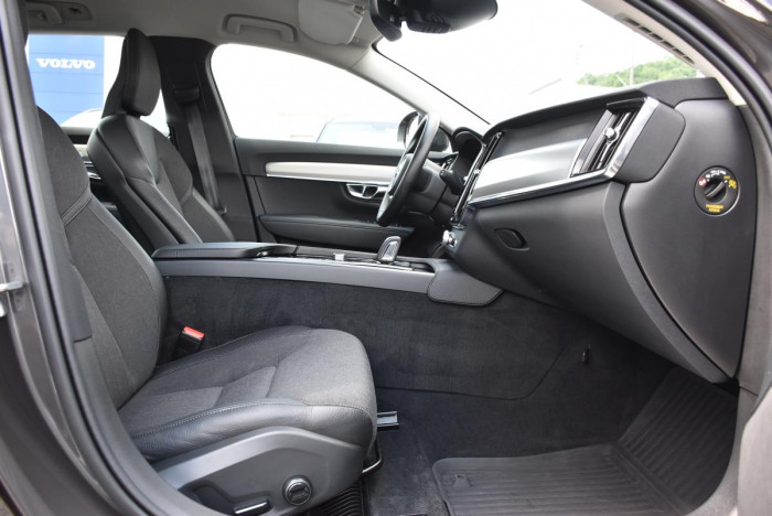 Volvo V90 CC B4 AWD ADVANCED AUT 1.maj. 2.0 CC CC
