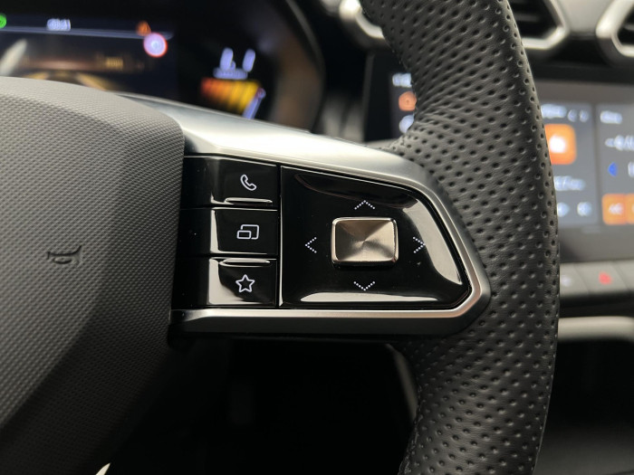 MG ZS 1.5 EXCLUSIVE HYBRID+ AUT CZ 1.5 Exclusive