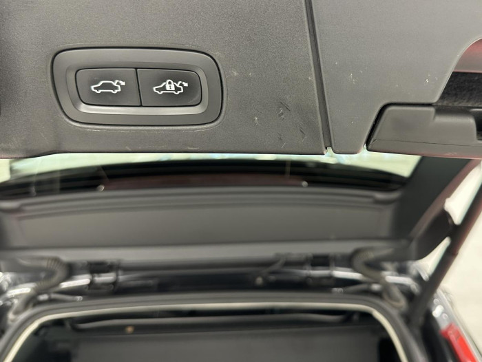 Volvo V90 CROSS COUNTRY T5 REZERVACE