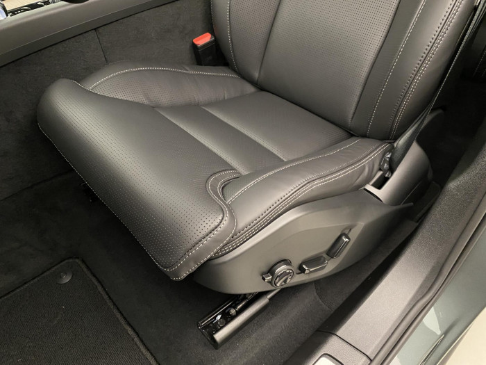 Volvo XC60 B5 AWD AUT DARK PLUS