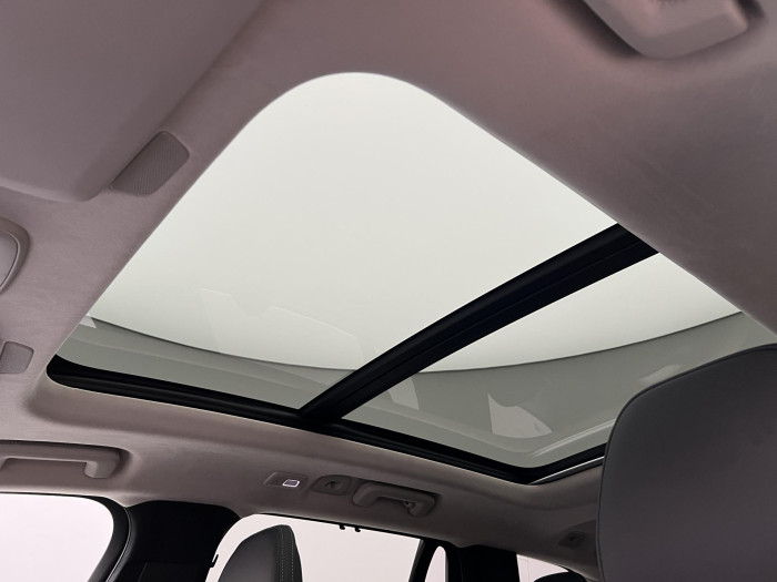 Volvo XC90 B5 AWD ULTRA BRIGHT 7MÍST CZ