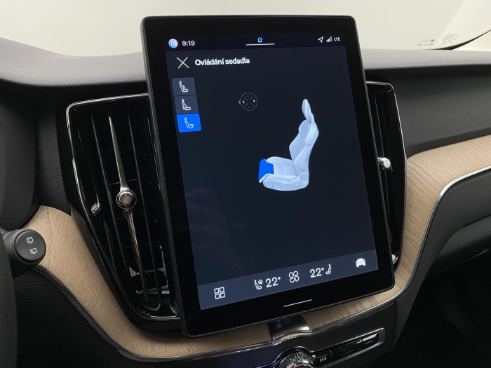 Volvo XC60 B5 AWD AUT DARK PLUS